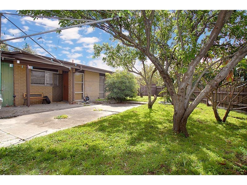 1 Caley Street, Frankston North VIC 3200