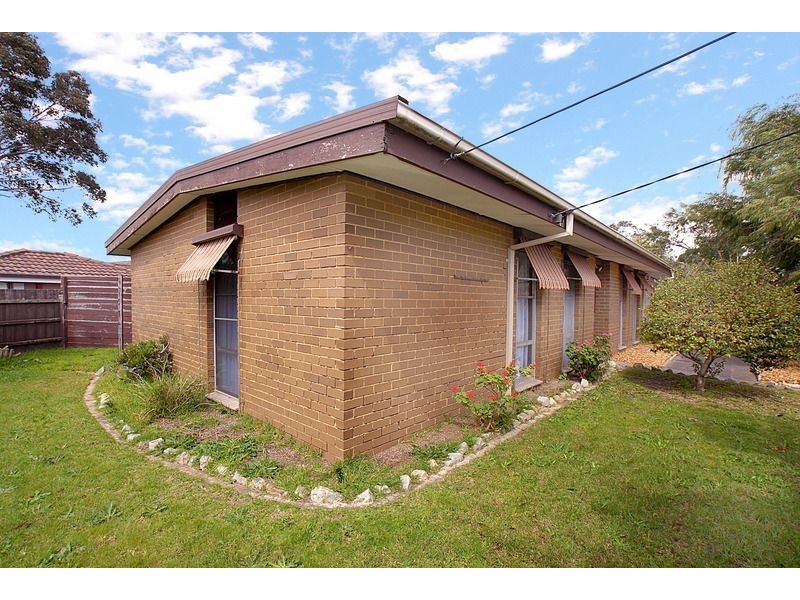 1 Caley Street, Frankston North VIC 3200