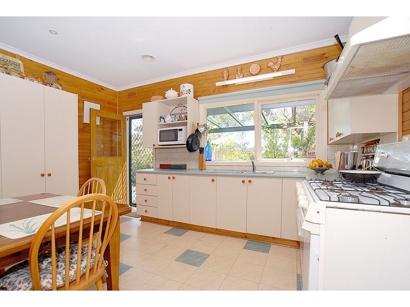 5 Duncan Avenue, Seaford VIC 3198