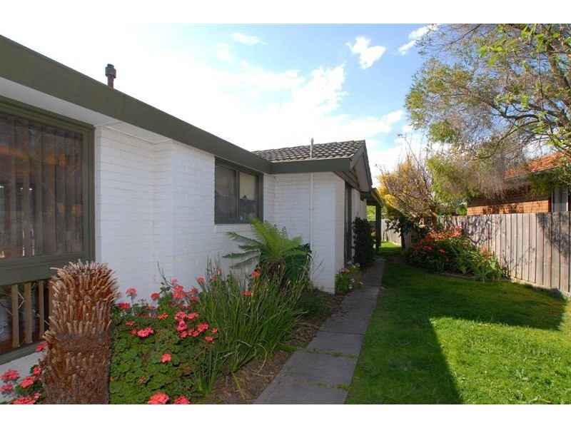 11 McBride Crescent, Seaford VIC 3198