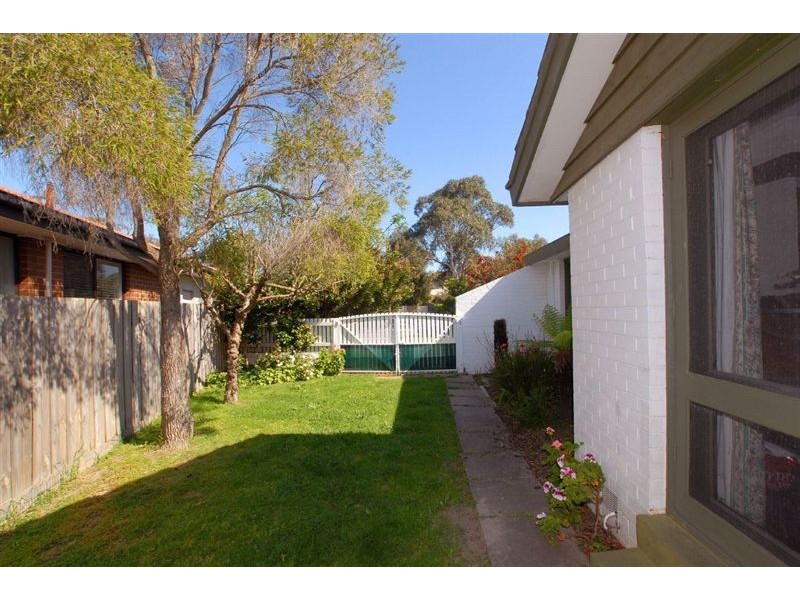 11 McBride Crescent, Seaford VIC 3198