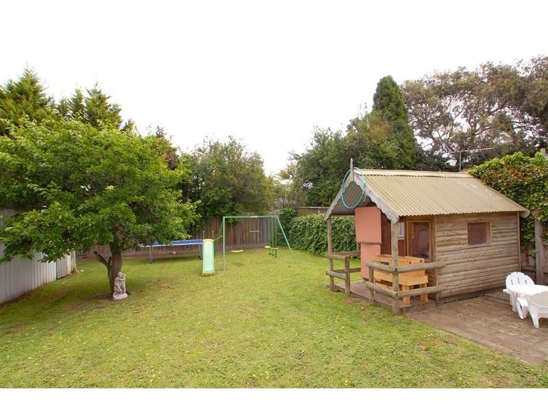 16 Keerok Avenue, Seaford VIC 3198