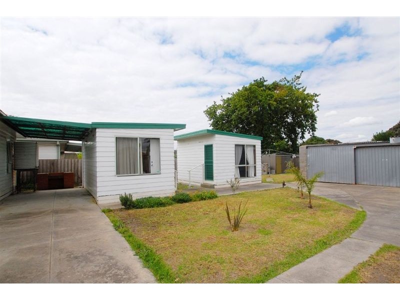 21 Galway Street, Seaford VIC 3198