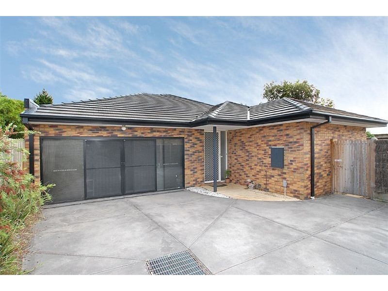 2/204 Frankston Dandenong Road, Seaford VIC 3198