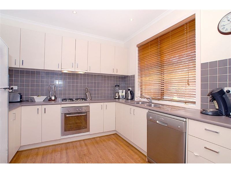 2/204 Frankston Dandenong Road, Seaford VIC 3198