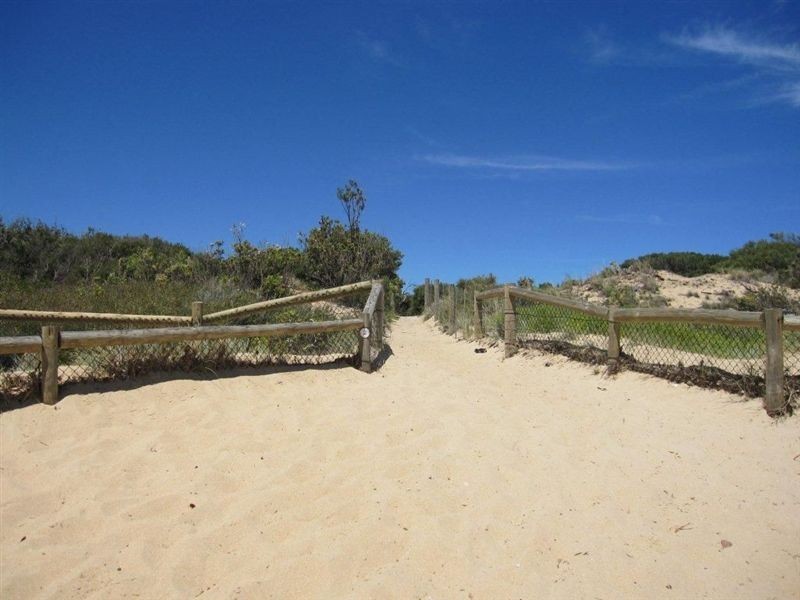 18/293 Nepean Highway, Seaford VIC 3198