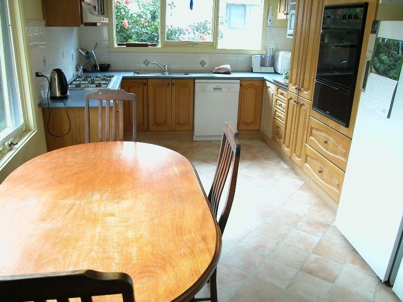 15 Raymond Road, Seaford VIC 3198