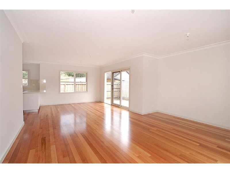 14a Rosslyn Avenue, Seaford VIC 3198