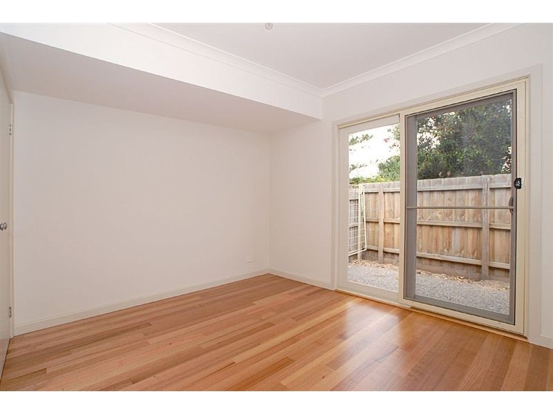 14a Rosslyn Avenue, Seaford VIC 3198