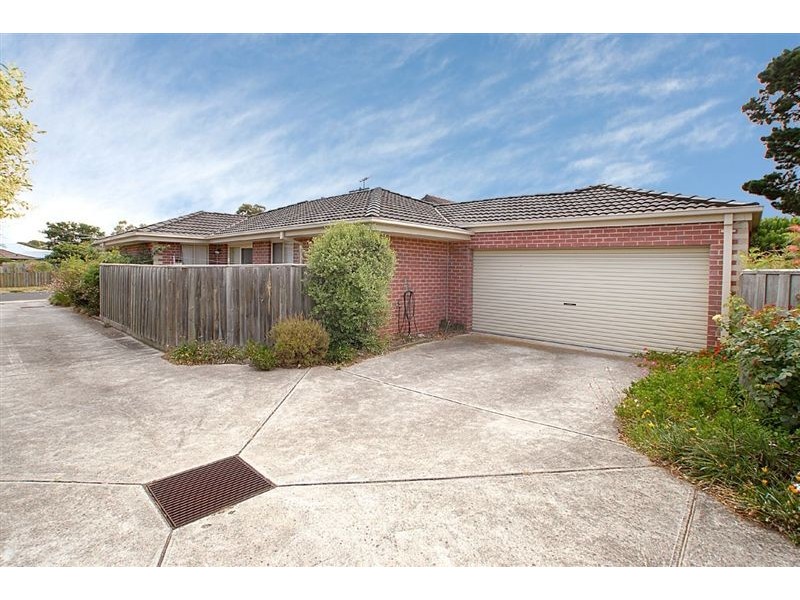 1/11 Arthur Street, Seaford VIC 3198