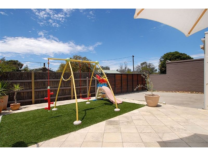 237 Nepean Highway, Seaford VIC 3198