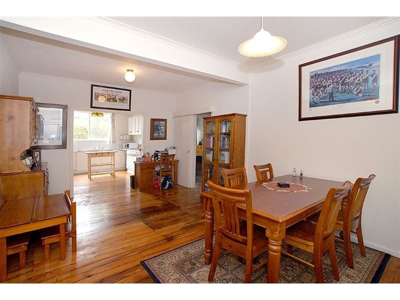 42 Seaford Road, Seaford VIC 3198