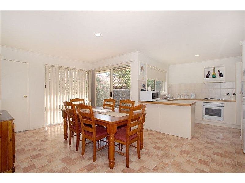 28 Fellowes Street, Seaford VIC 3198