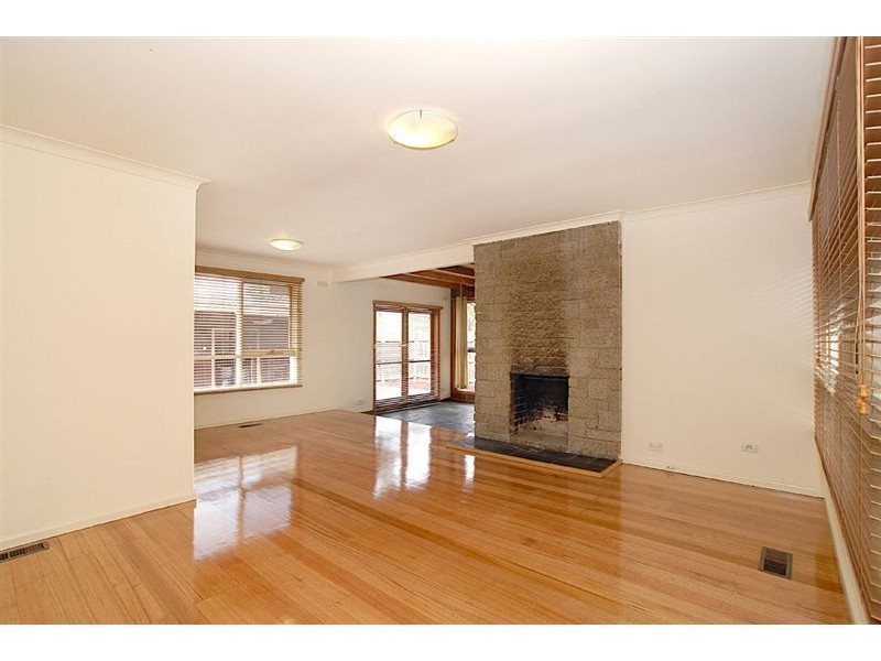 83 Kirkwood Avenue, Seaford VIC 3198