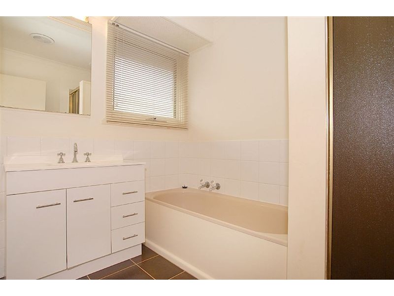 83 Kirkwood Avenue, Seaford VIC 3198