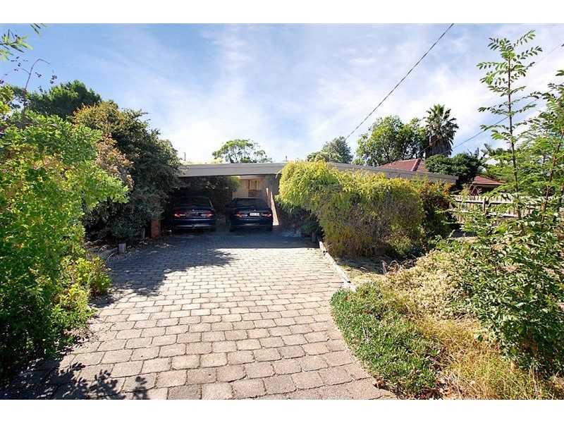 33 Carrington Avenue, Seaford VIC 3198