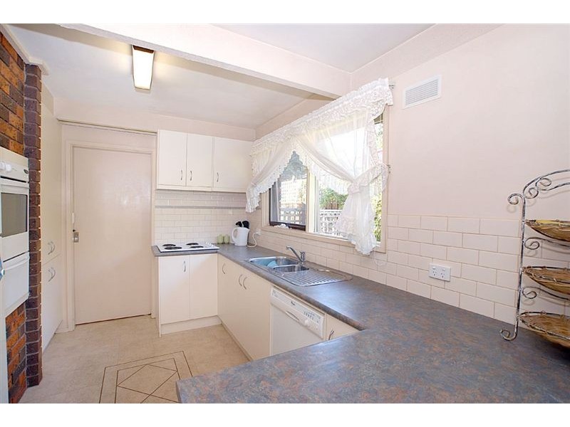 33 Carrington Avenue, Seaford VIC 3198