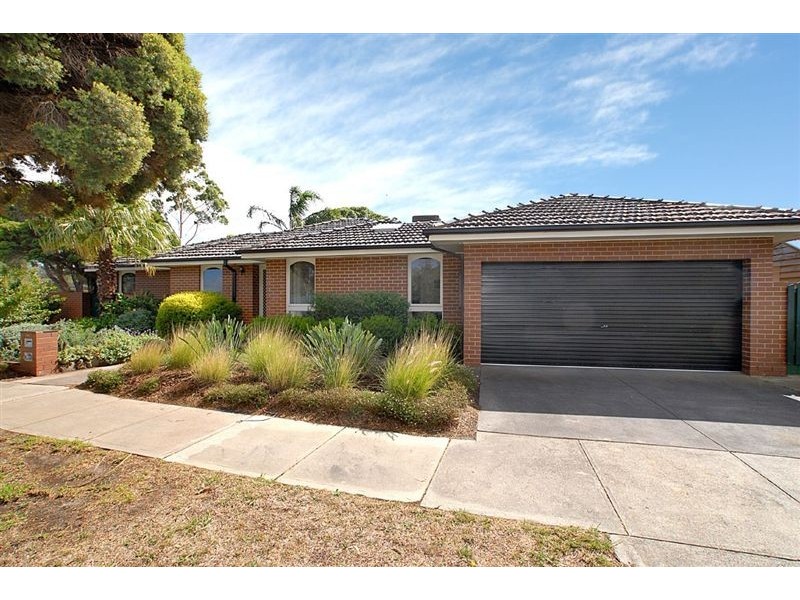 1 Fleming Court, Seaford VIC 3198