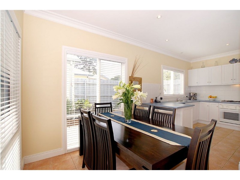 1/3 Catron Street, Seaford VIC 3198