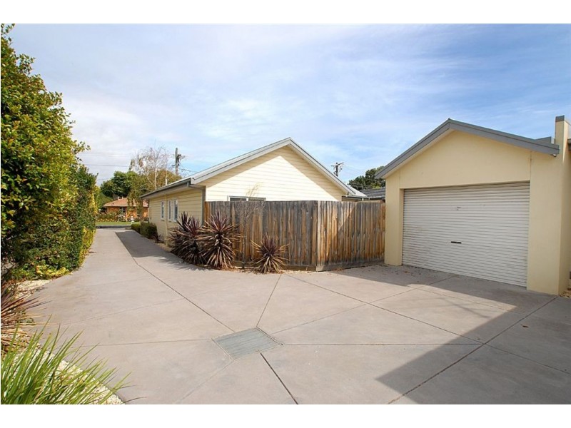 1/3 Catron Street, Seaford VIC 3198