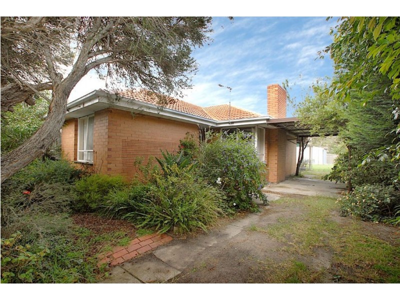 6 Charles Street, Seaford VIC 3198