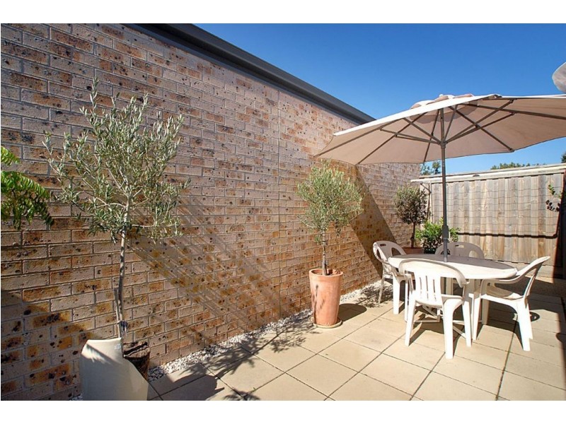 3/2A Myra Street, Seaford VIC 3198