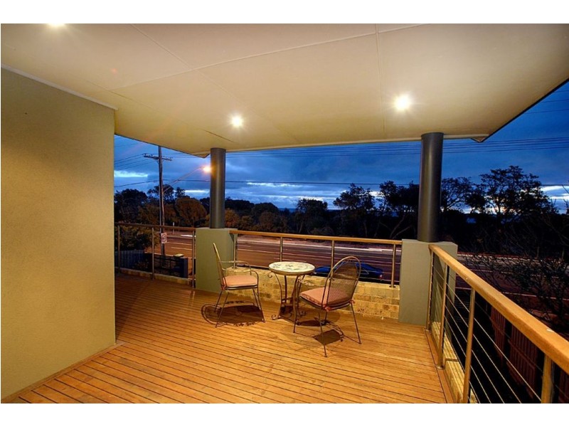 1/98 Nepean Highway, Seaford VIC 3198