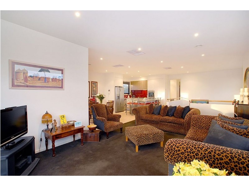 1/98 Nepean Highway, Seaford VIC 3198