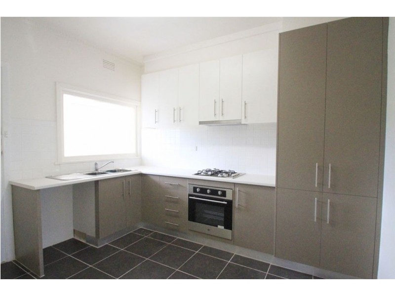 1/10 Jubilee Avenue, Seaford VIC 3198