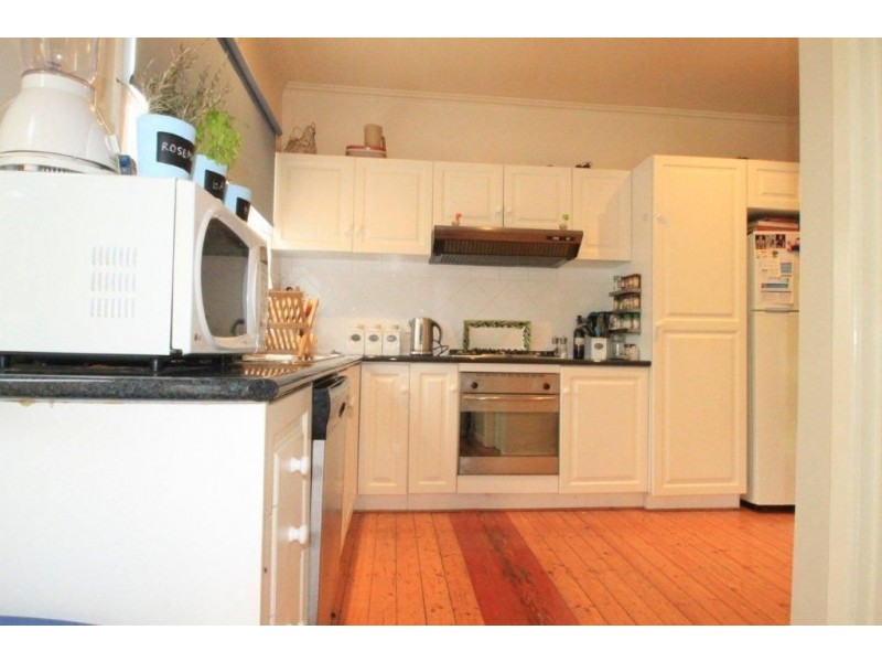 102 Rosslyn Avenue, Seaford VIC 3198