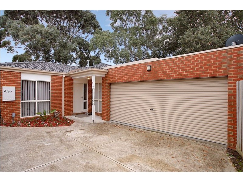 2/74 Tamarisk Drive, Frankston North VIC 3200