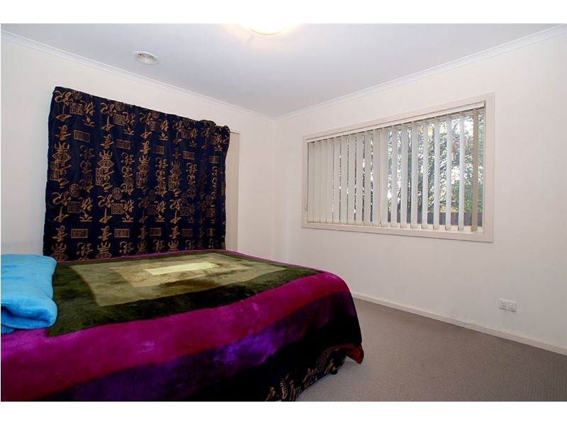 2/74 Tamarisk Drive, Frankston North VIC 3200