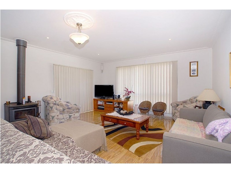 2 Madden Street, Seaford VIC 3198