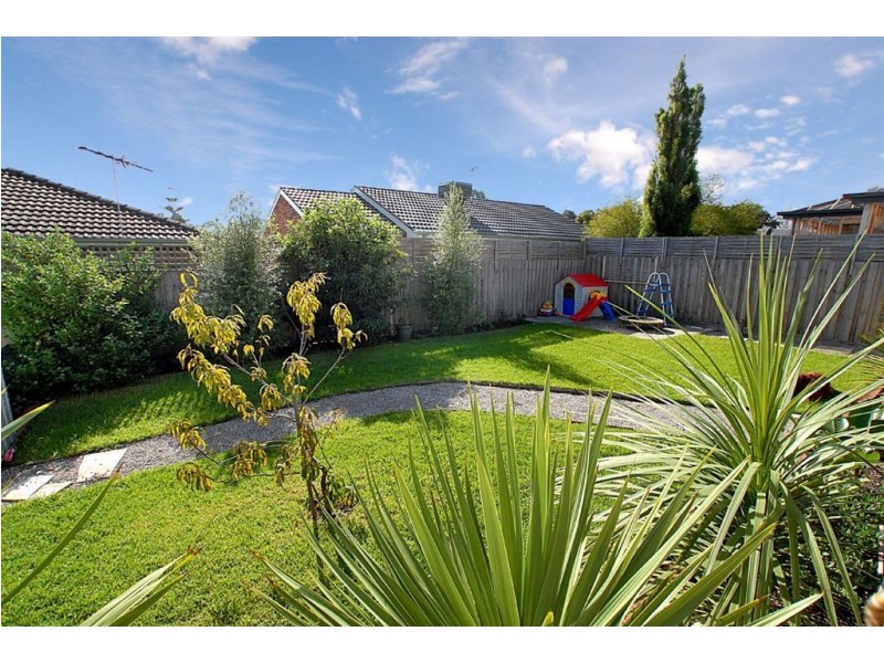 2 Madden Street, Seaford VIC 3198