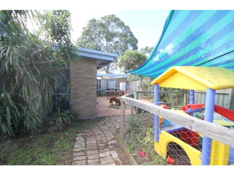 3 Andrew Street, Seaford VIC 3198