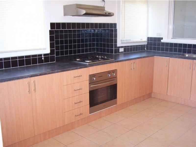 20 Dell Road, Frankston VIC 3199