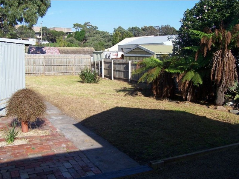 20 Dell Road, Frankston VIC 3199