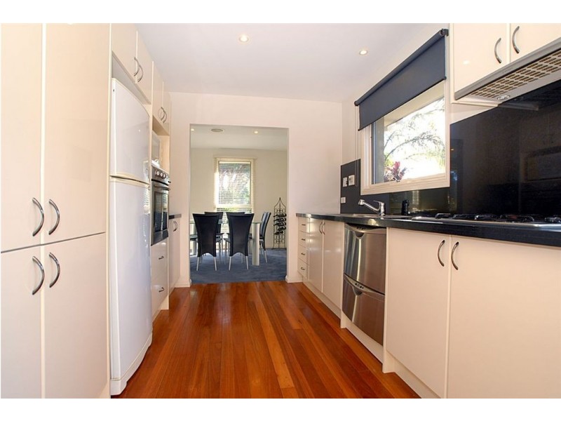 25 Chicquita Avenue, Seaford VIC 3198