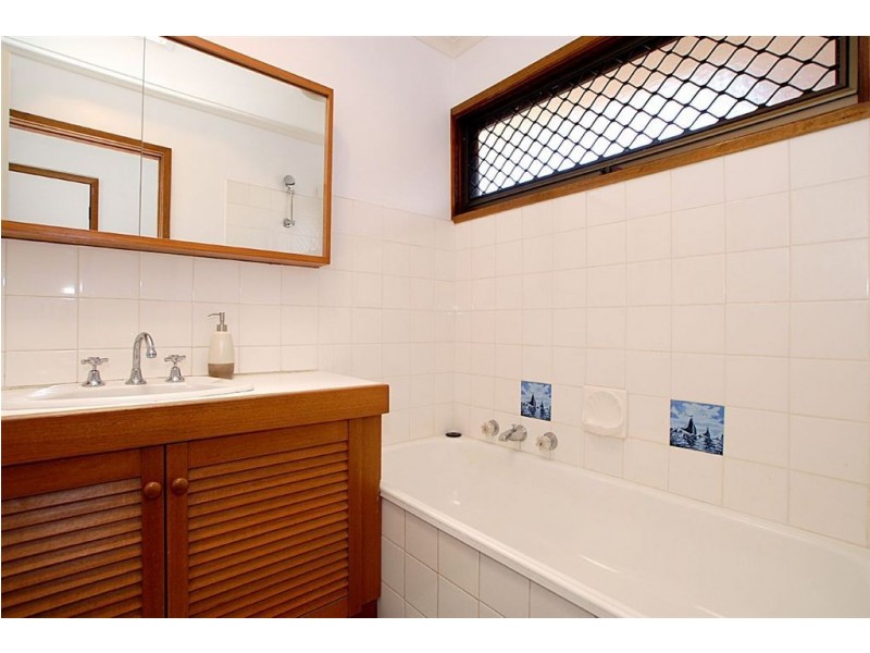 64 Austin Road, Seaford VIC 3198