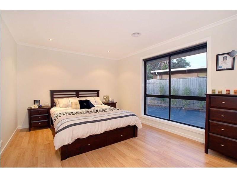 21 Emanuel Drive, Seaford VIC 3198