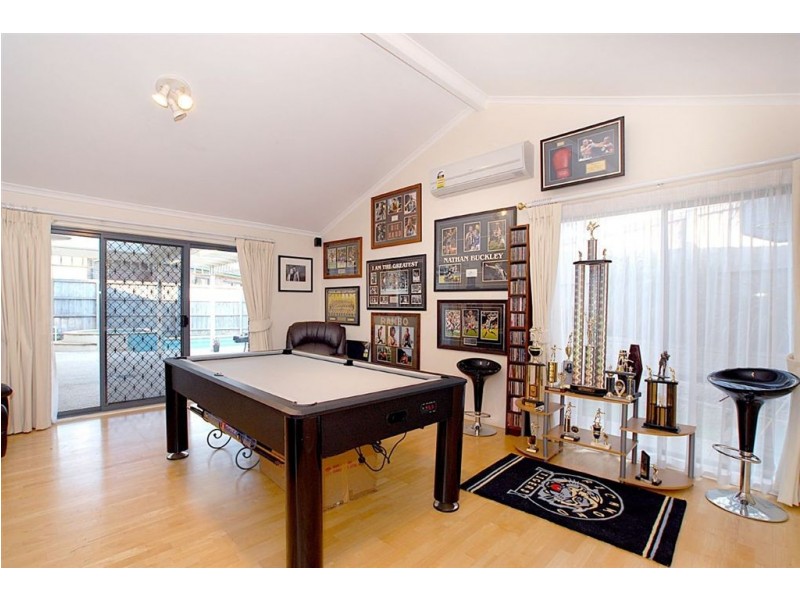 18 Mermaid Court, Patterson Lakes VIC 3197