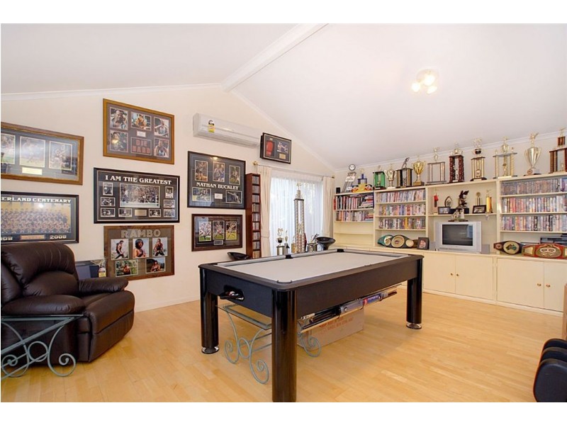 18 Mermaid Court, Patterson Lakes VIC 3197