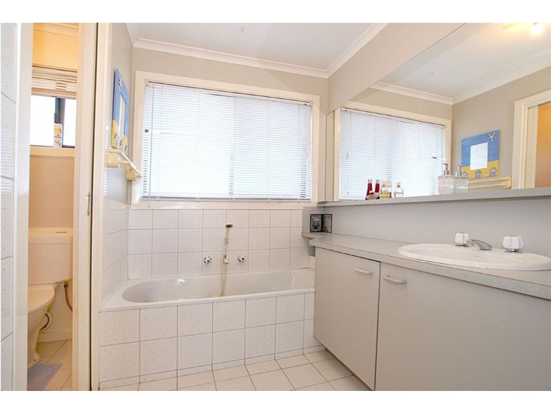 18 Mermaid Court, Patterson Lakes VIC 3197