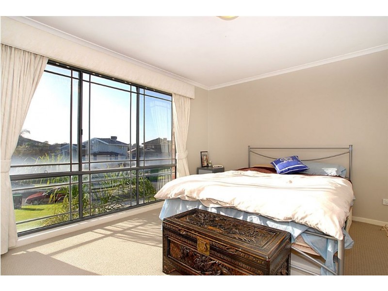 18 Mermaid Court, Patterson Lakes VIC 3197