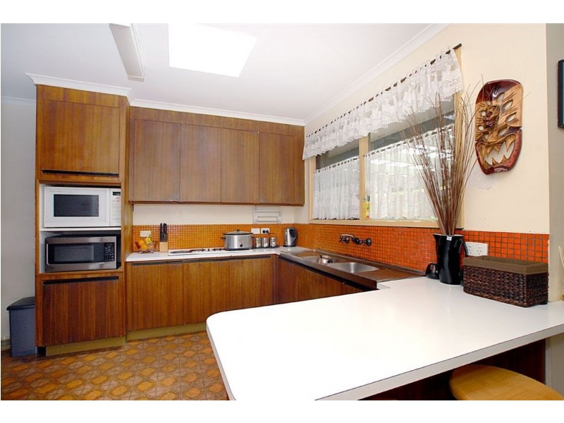 2 Holroyd Street, Seaford VIC 3198