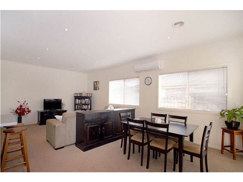 2/82 East Road, Seaford VIC 3198