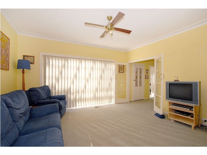 12 Johnstone Street, Seaford VIC 3198