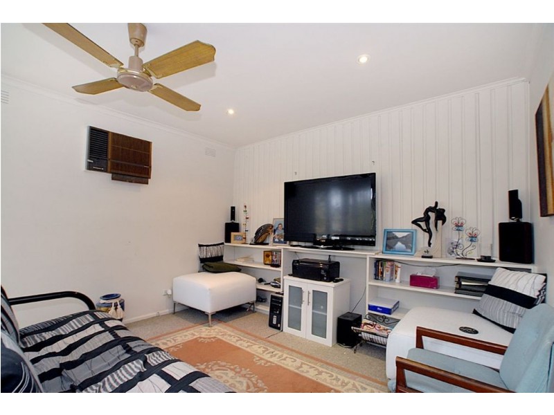 58 Wunalla Road, Seaford VIC 3198