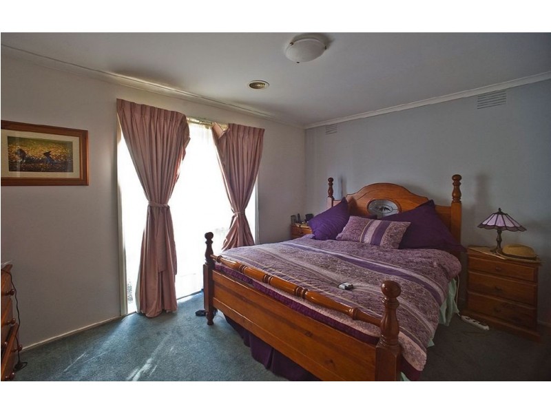 2 Francis Street, Seaford VIC 3198