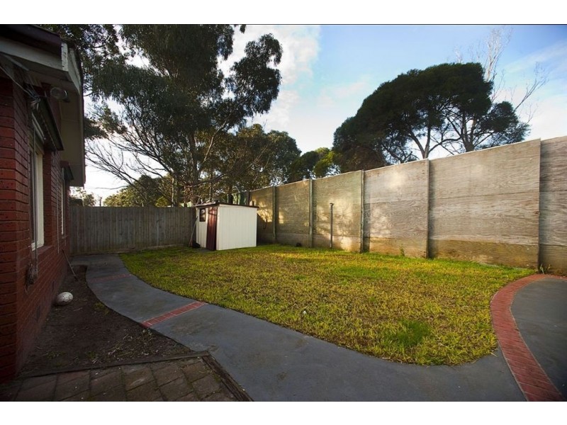 2 Francis Street, Seaford VIC 3198